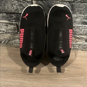 Puma Kids Black and Pink Slip On Sneakers Size 10